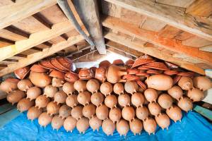 Cerâmicas dentro do Saveiro 