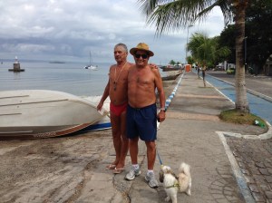Os amigos Sergio e Jacob passeando em Itaparica